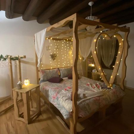 ヴェローナ Corte Le Vigne Bed & Breakfast エクステリア 写真